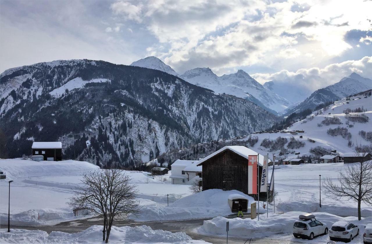 Апартаменти Disentis Mountain View Екстер'єр фото